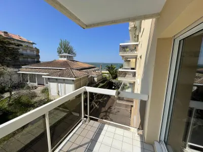 Appartement à Arcachon, Appartement T3 à Arcachon avec balcon - 4 couchages, proche plage, tout équipé - L895856