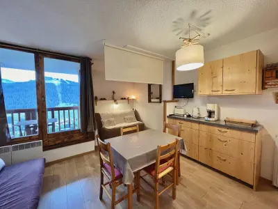 Appartement à Notre Dame de Bellecombe, Studio ensoleillé près du Mont Lachat avec balcon - L895875