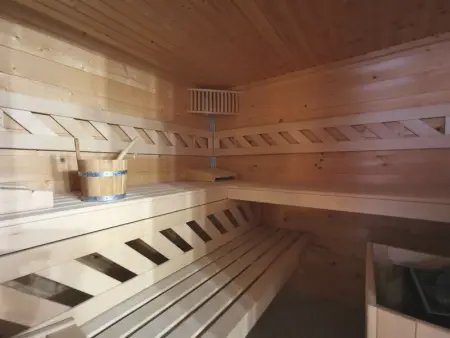 Charmant Gîte Rénové avec Sauna en Haute-Loire, Parfait pour Randonnées et Repos - Photo 1