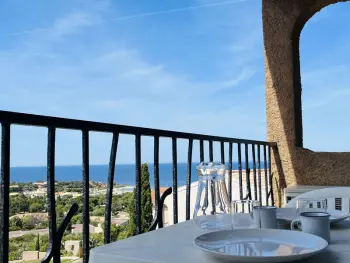 Appartement à Lumio,Charmant Studio Climatisé avec Terrasse et Parking à 1 km de la Plage, 4 Couchages FR-1-63-314 N°895923