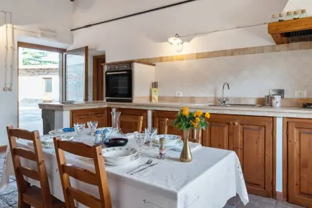 Castello di Argigliano 2, Retraite confortable à Casola avec Wi-Fi - Photo 2