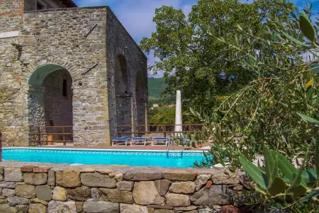 Castello di Argigliano 2, Retraite confortable à Casola avec Wi-Fi - Photo 10