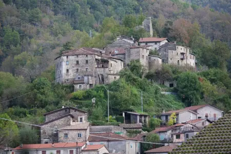 Castello di Argigliano 2, Retraite confortable à Casola avec Wi-Fi - Photo 36