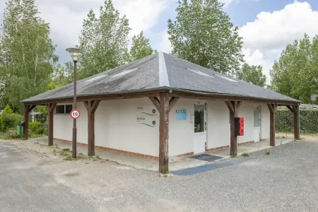 MobilHome Elegance 3 Chambres, Mobil Home 6 personnes à Chaumont sur Loire - Photo 32