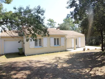 Maison à Saint Georges d'Oléron, Maison avec grand jardin clos, 6 couchages, proche forêt domaniale - Saint-Georges-d'Oléron - L849769