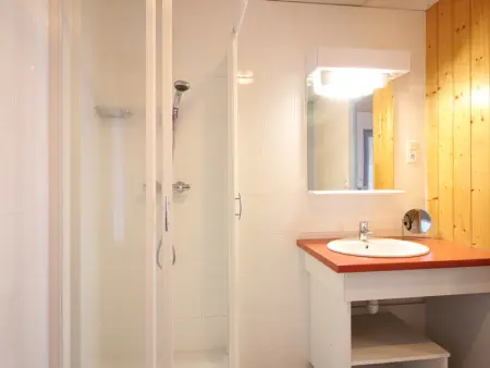 Charmante maison 100m² au centre du Mont-Dore, patio, cour, garage, 6 pers, idéale pour famille - Photo 4