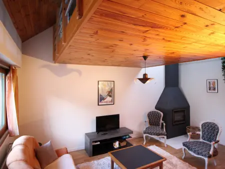 Charmante maison 100m² au centre du Mont-Dore, patio, cour, garage, 6 pers, idéale pour famille - Photo 10