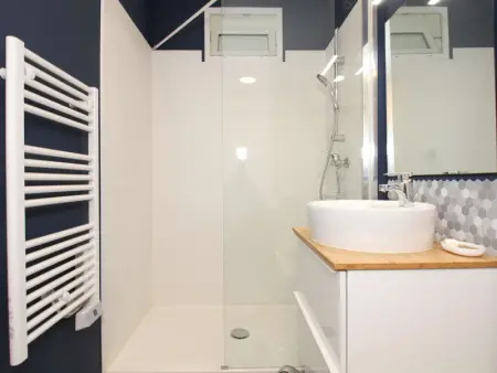 T2 avec Loggia et Wifi à Balaruc-les-Bains, Appartement 2 personnes à Balaruc les Bains - Photo 9