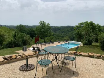 Gite à Saint Crépin et Carlucet,Charmante maison périgourdine avec piscine chauffée, idéalement située près de Sarlat. FR-1-616-264 N°849891