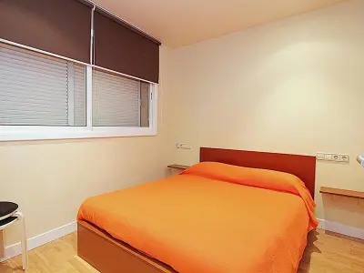 Appartement à Lloret de Mar, Appartement bord de mer à Lloret, 1 chambre, clim, Wi-Fi, cuisine équipée, proche commodités - L896376