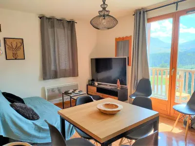 Wohnung in Le Dévoluy, Chalet spacieux 4 pièces - 9 pers, balcon, cuisine équipée, animaux ok - L896383