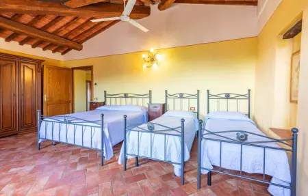 Location Maison 8 personnes à Marliana - Photo 24