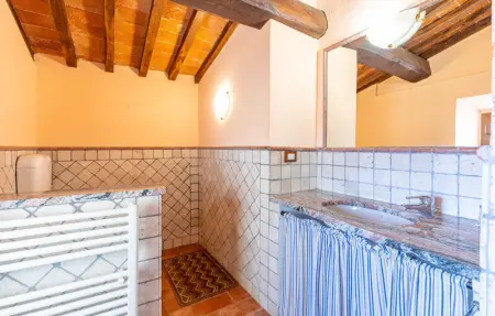 Location Maison 8 personnes à Marliana - Photo 29