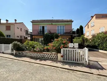 Appartamento a Sorède,Appartement familial climatisé avec terrasse, 2 chambres, à 8 km de la mer - Sorède FR-1-225-737 N°896401