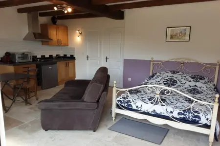 Kleines Steinhaus in Chambonas / Les Cades, Maison 2 personnes à Chambonas - Photo 5