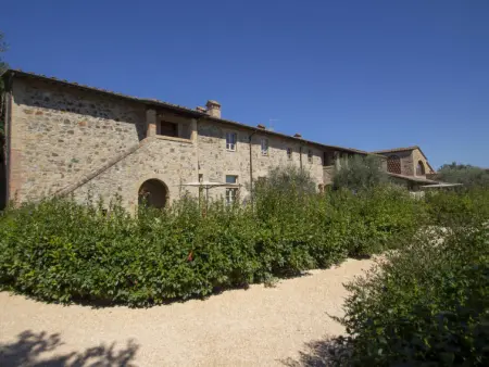 Gîte Il Cortino : Ancienne Ferme au Cœur de Chianti, Piscine et Vues Bucoliques, Près de Sienne et Florence - Photo 11