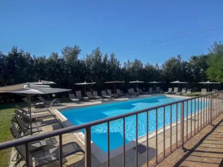 Gîte Il Cortino : Ancienne Ferme au Cœur de Chianti, Piscine et Vues Bucoliques, Près de Sienne et Florence - Photo 12