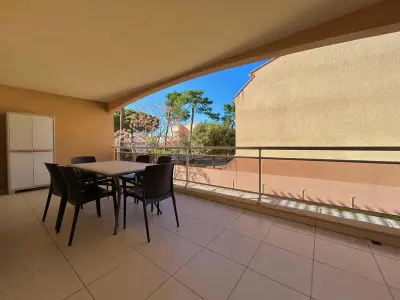 Appartement à Argelès sur Mer, Appartement T3 climatisé avec piscine, terrasse et parking privé à 100m de la plage d'Argelès-sur-Mer - L943926