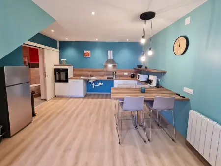 Gîte de Plain-Pied avec Confort Moderne, Nature et Loisirs à Proximité - Photo 0