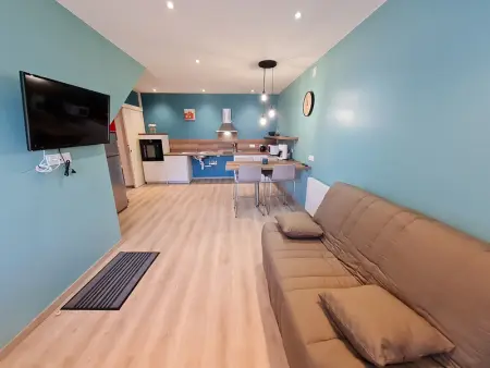 Gîte de Plain-Pied avec Confort Moderne, Nature et Loisirs à Proximité - Photo 2