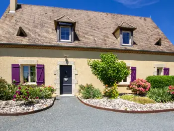 Gite à Rampieux,Maison spacieuse avec piscine chauffée, grand jardin et équipements bébé en Dordogne FR-1-616-267 N°850501