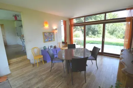Lieu d'Être, Charmante maison de vacances avec piscine ouvert de avril à sept. à Bruxelles - Photo 11