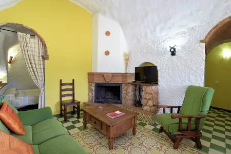 Cueva 2 dorm, Maison troglodyte à Guadix avec piscine et barbecue - Photo 9