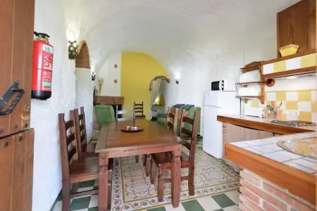Cueva 2 dorm, Maison troglodyte à Guadix avec piscine et barbecue - Photo 10