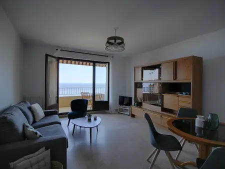 Appartement avec terrasse vue mer près du centre et plages, parking inclus - Photo 8