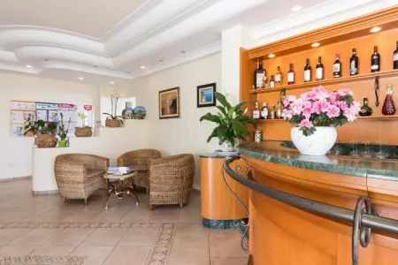 Gattotrilo x 4, Appartement dans une résidence avec piscine - Photo 18