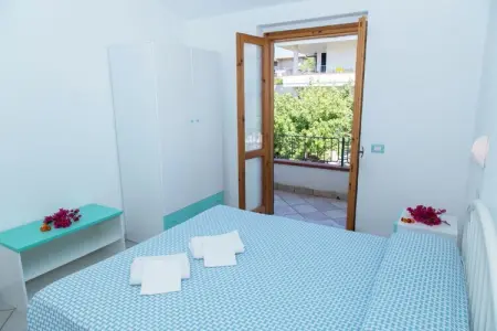 Gattotrilo x 4, Appartement dans une résidence avec piscine - Photo 29