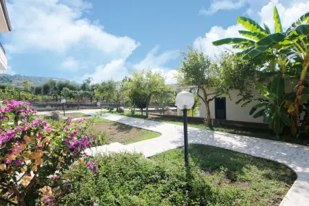 Gattotrilo x 4, Appartement dans une résidence avec piscine - Photo 33