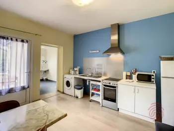 Apartamento en Lamalou les Bains,Appartement F2 climatisé avec terrasse et parking, proche des Thermes et du centre - Lamalou les Bains FR-1-451-164 N°896802