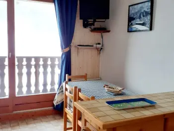 Appartement à Le Biot, Studio avec balcon sud dans un écrin de verdure, Le Biot - L896804