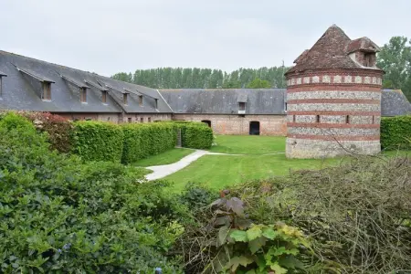 Gite Saint Julien, Gîte à Le Bourg-Dun près de la mer - Photo 20