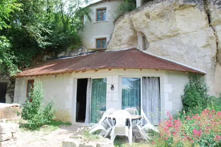 Maison troglodyte - La Tour, Maison troglodyte unique dans la Vallée - Photo 9