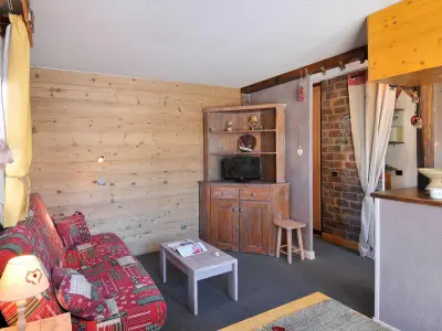 Appartement à Belle Plagne, Appartement cosy avec accès pistes, casier à skis et parking souterrain - L896882