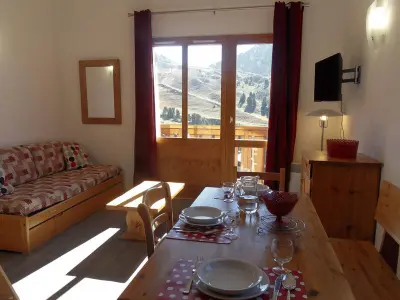 Appartement à Belle Plagne, Appartement cosy avec mezzanine proche des pistes, balcon, WIFI, animaux admis - L958728