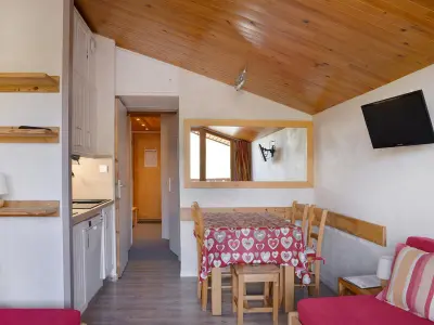 Appartement à Belle Plagne, Appartement fonctionnel de 2 pièces avec balcon et casier à ski - L896903