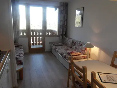 Appartement à Belle Plagne, Studio cabine fonctionnel, accès direct pistes, balcon - L896918