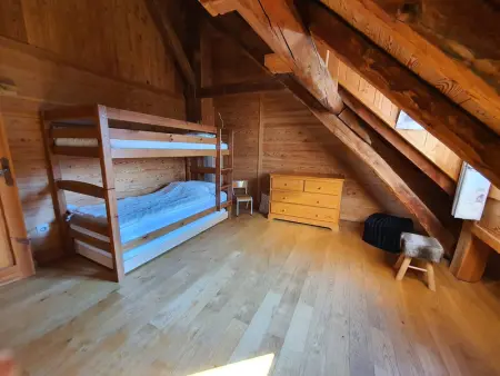 Appartement rénové avec poêle à bois, Wifi, parking - 10 min skibus et commerces - Photo 14