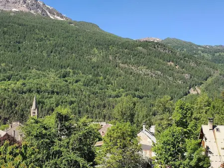 Appartement rénové avec poêle à bois, Wifi, parking - 10 min skibus et commerces - Photo 18