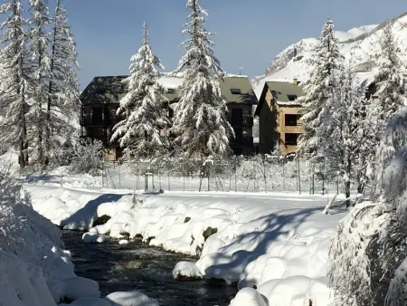Spacieux Appartement Proche des Pistes avec Wifi Gratuit et Près des Grands Bains du Monêtier - Photo 7