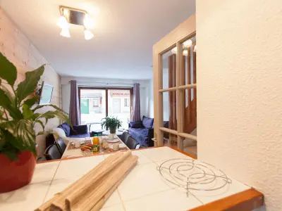 Appartement à La Salle les Alpes, Chalet duplex calme, accès pistes, WiFi gratuit, terrasse & navette - L952775