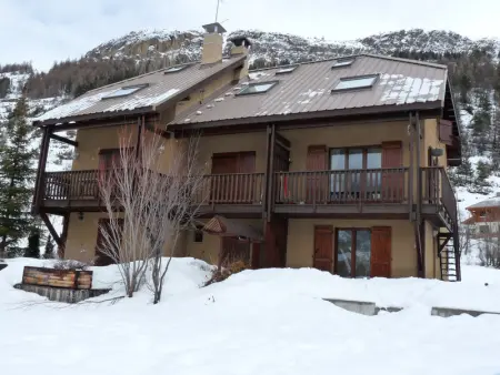 Chalet spacieux avec jardin et parking privé, Appartement 8 personnes à Le Monêtier les Bains - Photo 12