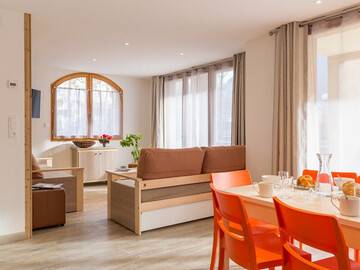 Appartement rénové  Proche des pistes  Wifi gratuit  Terrasse & coin cabine, Appartement 10 personnes à Briançon FR-1-358-180