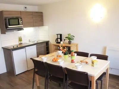 Appartement à Briançon, Appartement rénové au pied des pistes à Briançon avec wifi et balcon - L941195