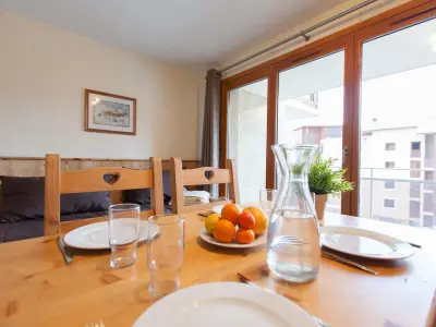 Appartement à Briançon, Studio tout confort à Briançon · Proche des pistes et du centre · Wifi gratuit · Coin montagne - L941224