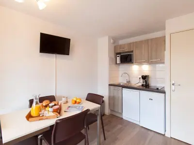 Appartement à Briançon, Studio cosy avec accès direct aux pistes à Serre Chevalier, Wi-Fi et coin montagne - L941237