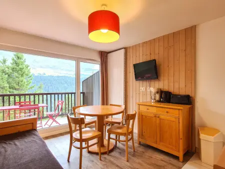 Appartement à Flaine, Appartement Lumineux à Flaine Forêt, Proche Pistes avec Balcon et Parking Couvert - L896962